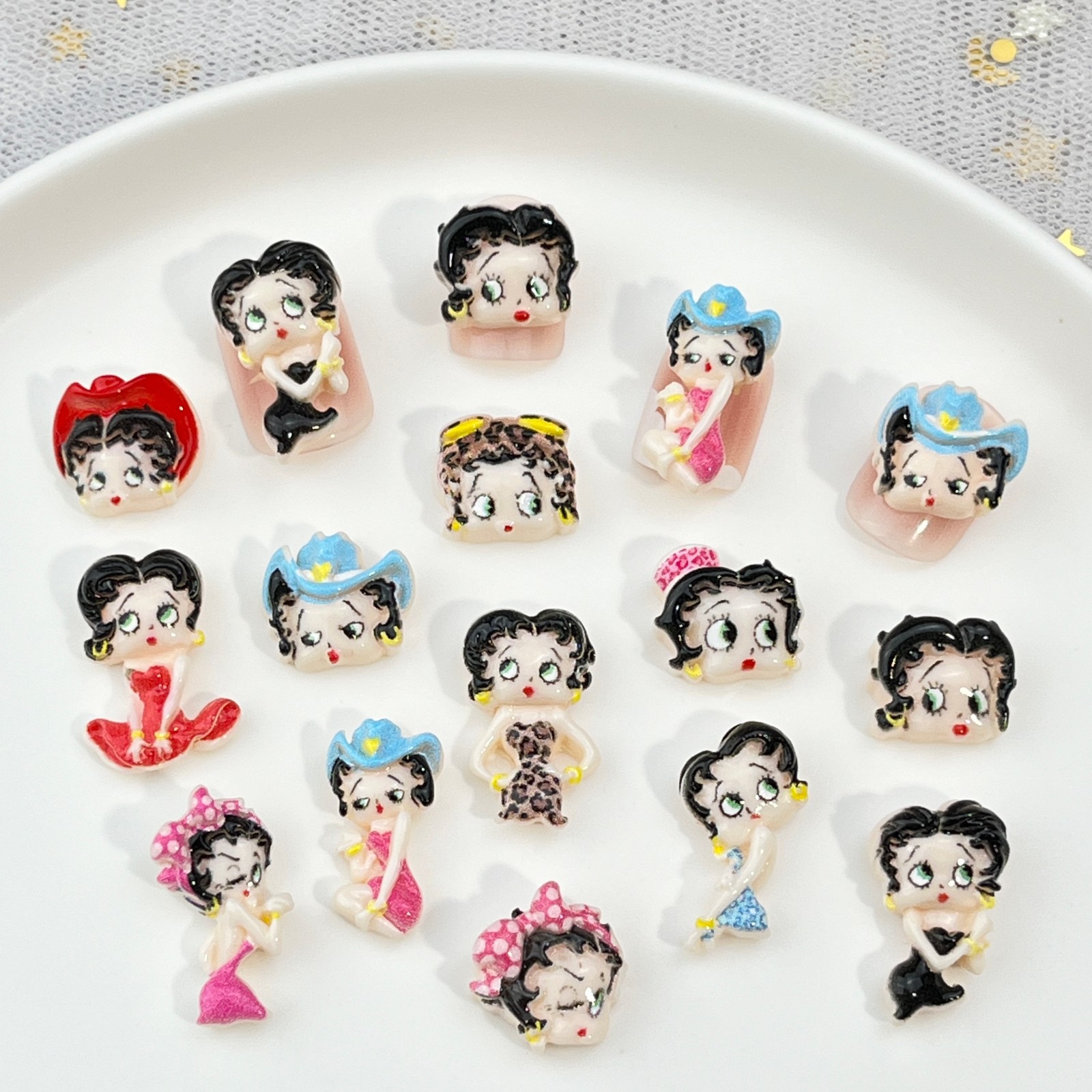 100 adet Karikatür Betty Tırna - Nail Art incelemesi ve fiyatı
